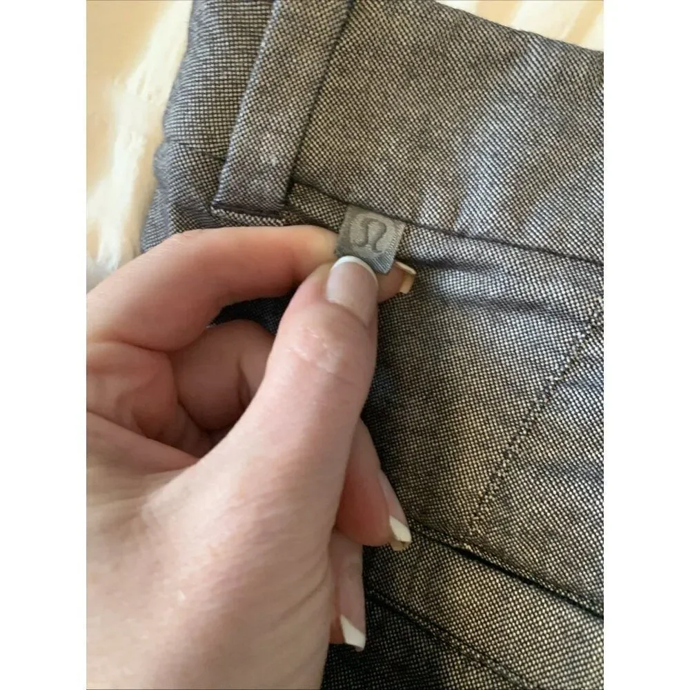 Lululemon Mens Casual Black Gray Shorts 11” Size 32 Medium